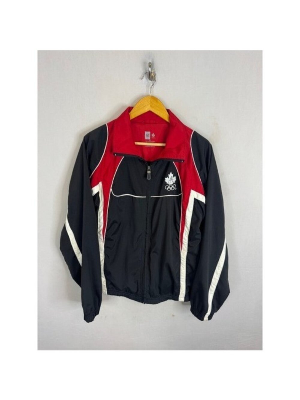 HBC Team Canada Olympic Windbreaker Jacket Black Red White Small Chenille